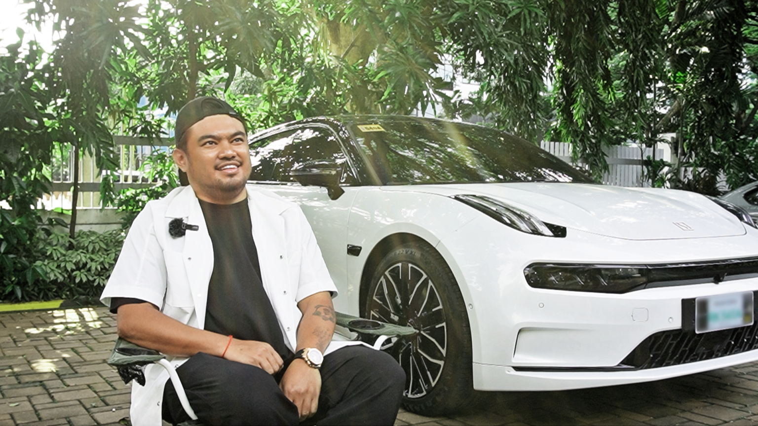 Zeekr 001: The Electric Vehicle Blending Power & Practicality